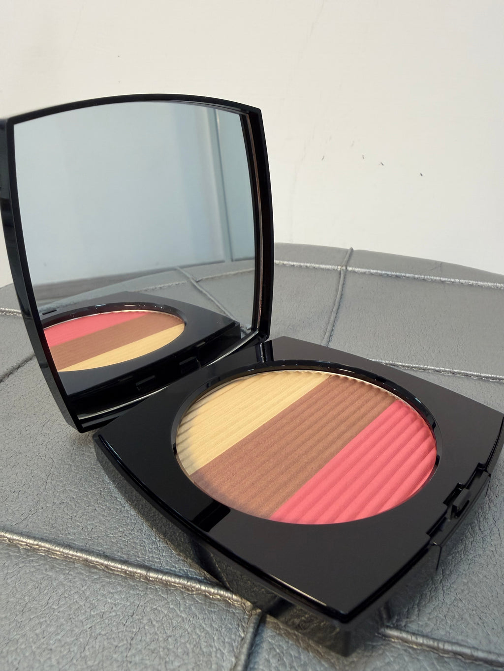 CHANEL - LES BEIGES POUDRE BELLE MINE ENSOLEILLÉE