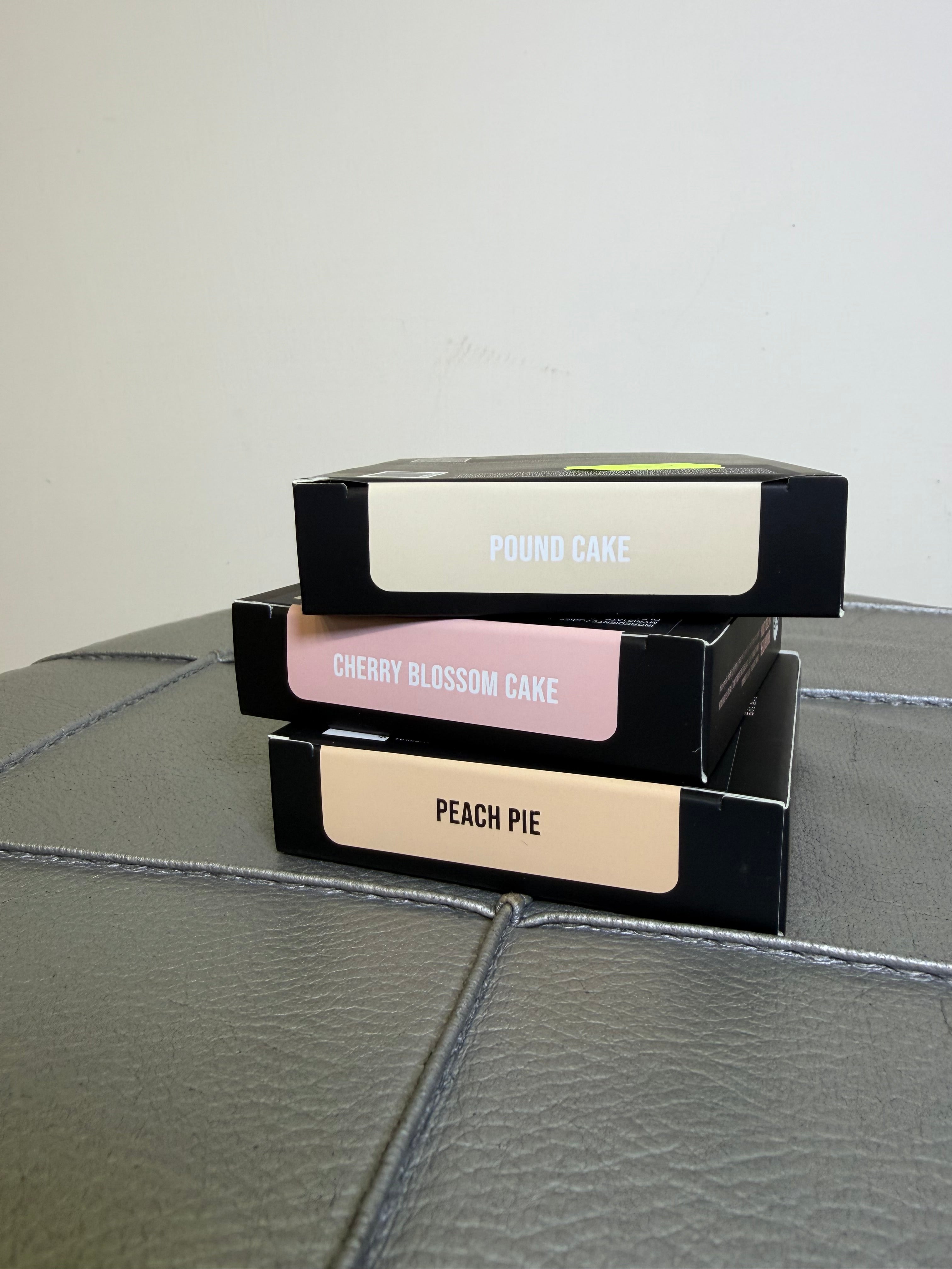 Huda Beauty cipria compatta