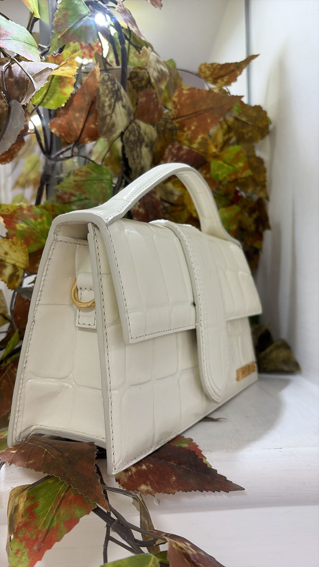 Jacquemus le grand bambino latte crocco