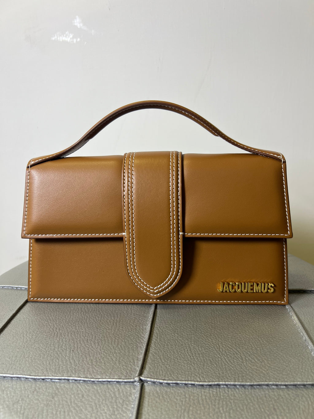 Jacquemus grand bambino cuoio