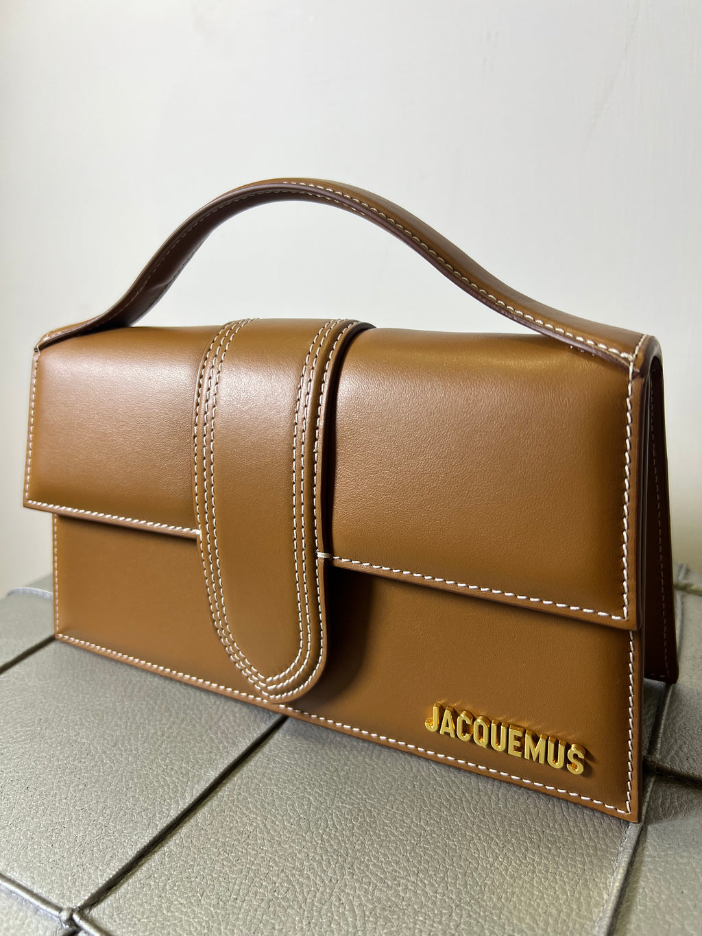 Jacquemus grand bambino cuoio