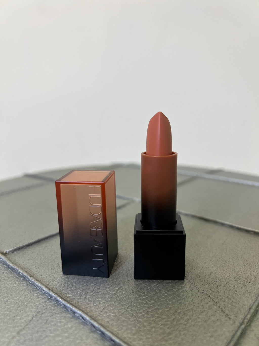 HudaBeauty rossetto