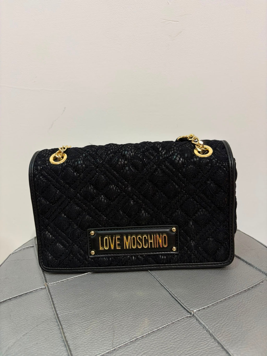 Love Moschino macramè