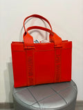 Love Moschino arancia