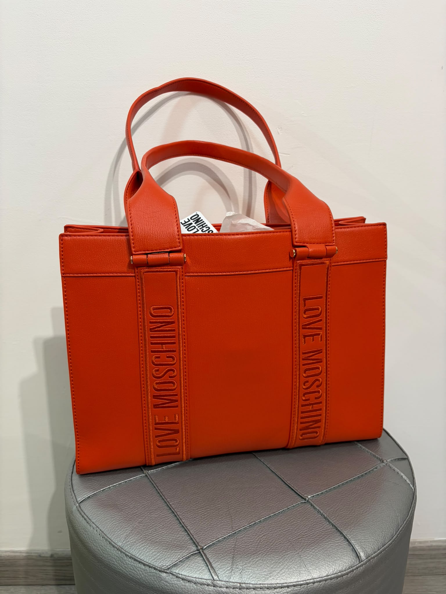 Love Moschino arancia