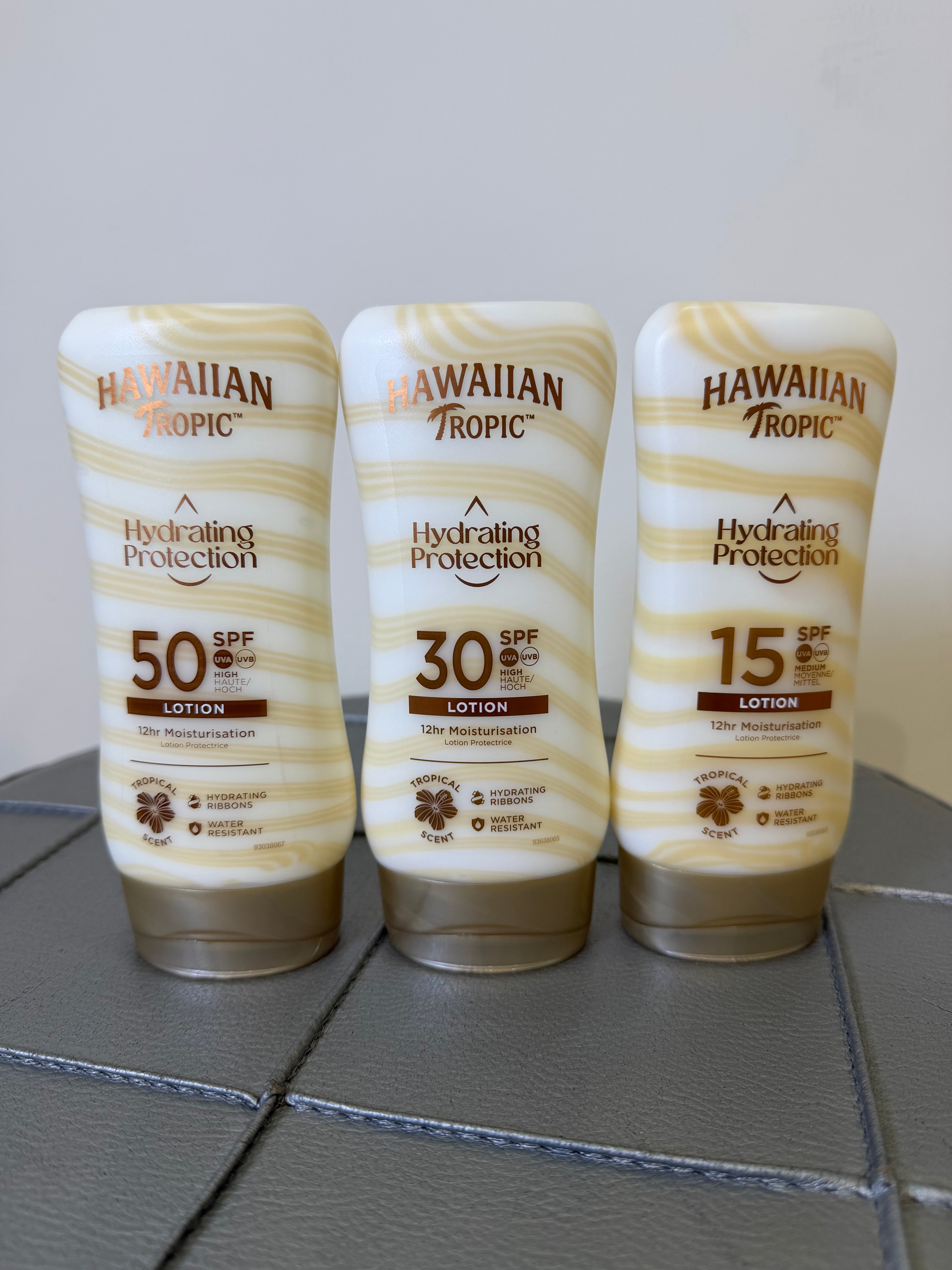 Hawaiian Tropic Hydrating Protection lotion