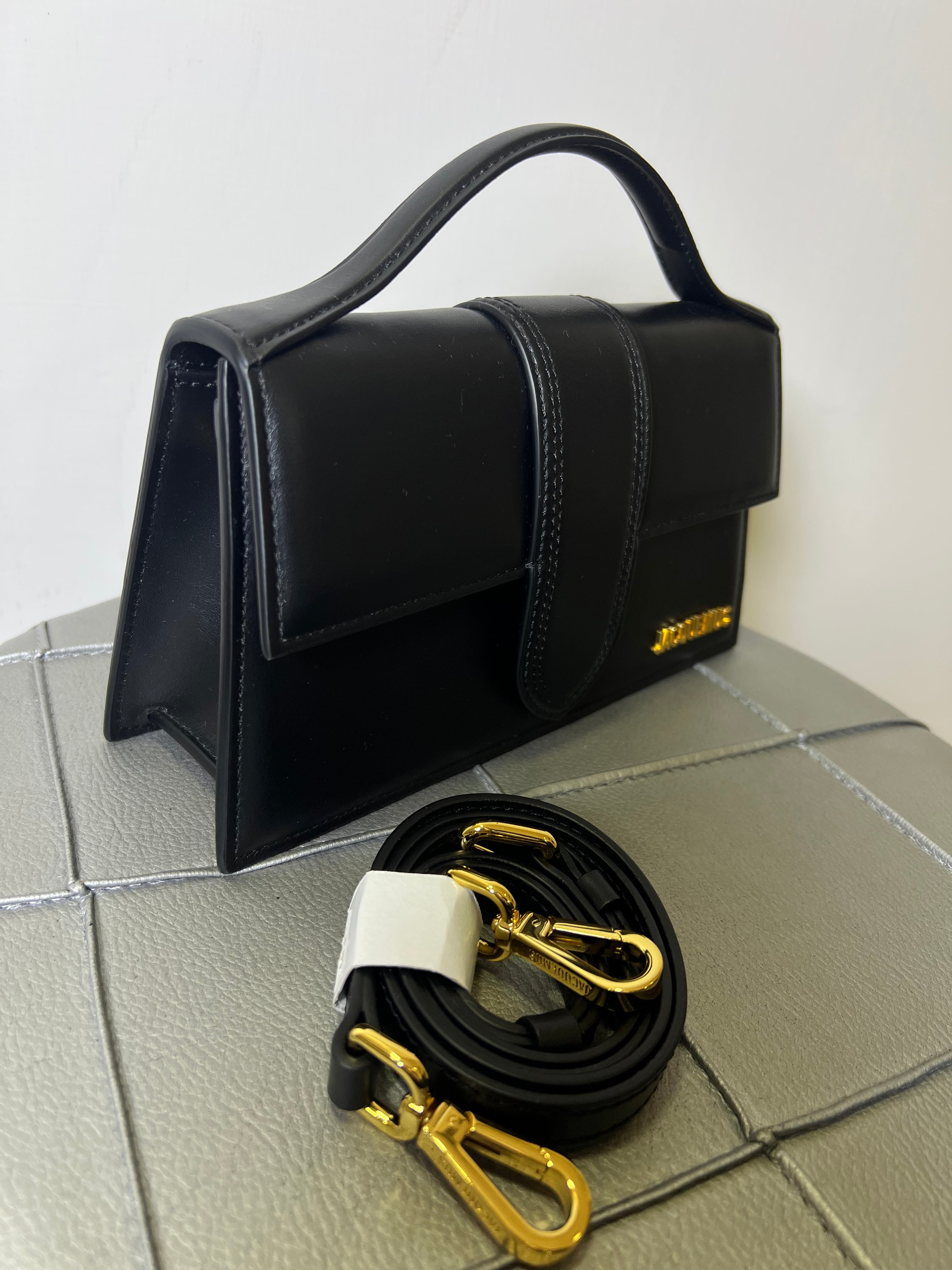 Jacquemus la grand bambino nera