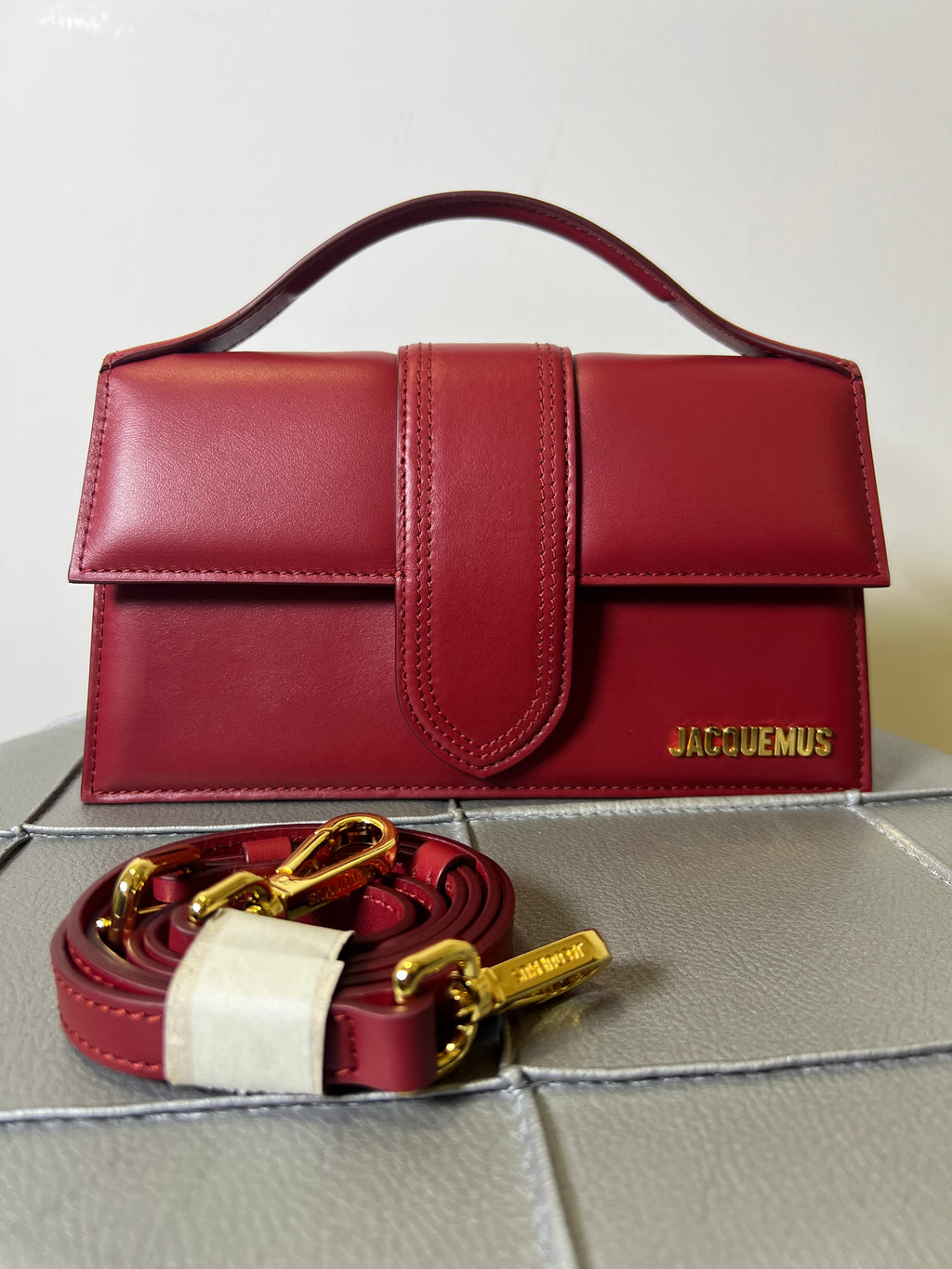 Jacquemus la grand bambino bordeaux
