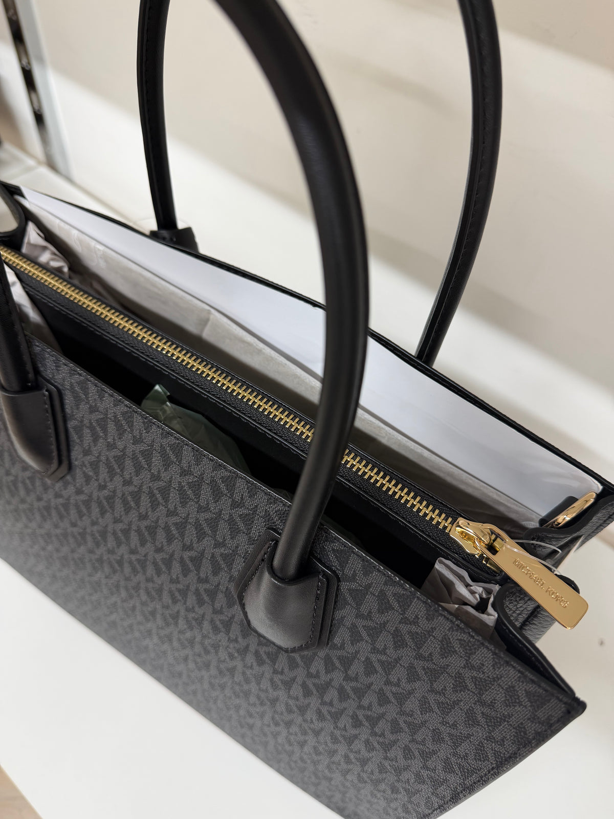 Michael Kors mercer tote bag monogram