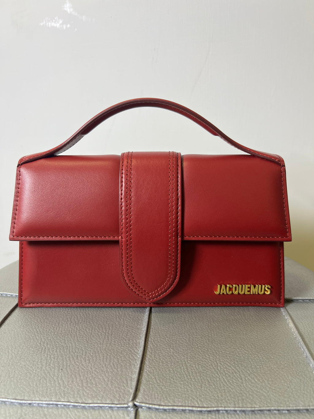 Jacquemus la grand bambino bordeaux