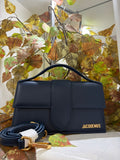 Jacquemus blu grand bambino