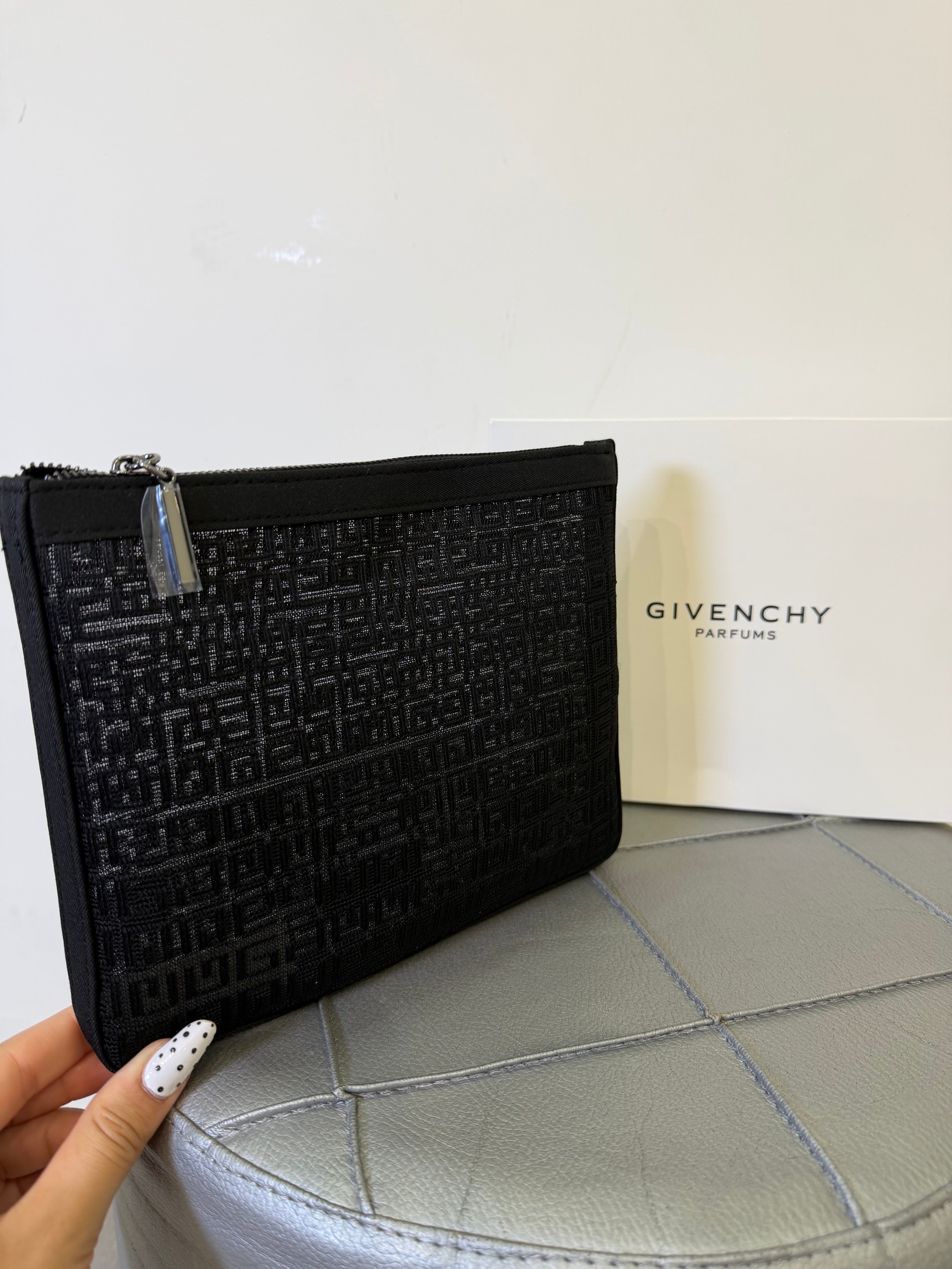 Pochette Givenchy