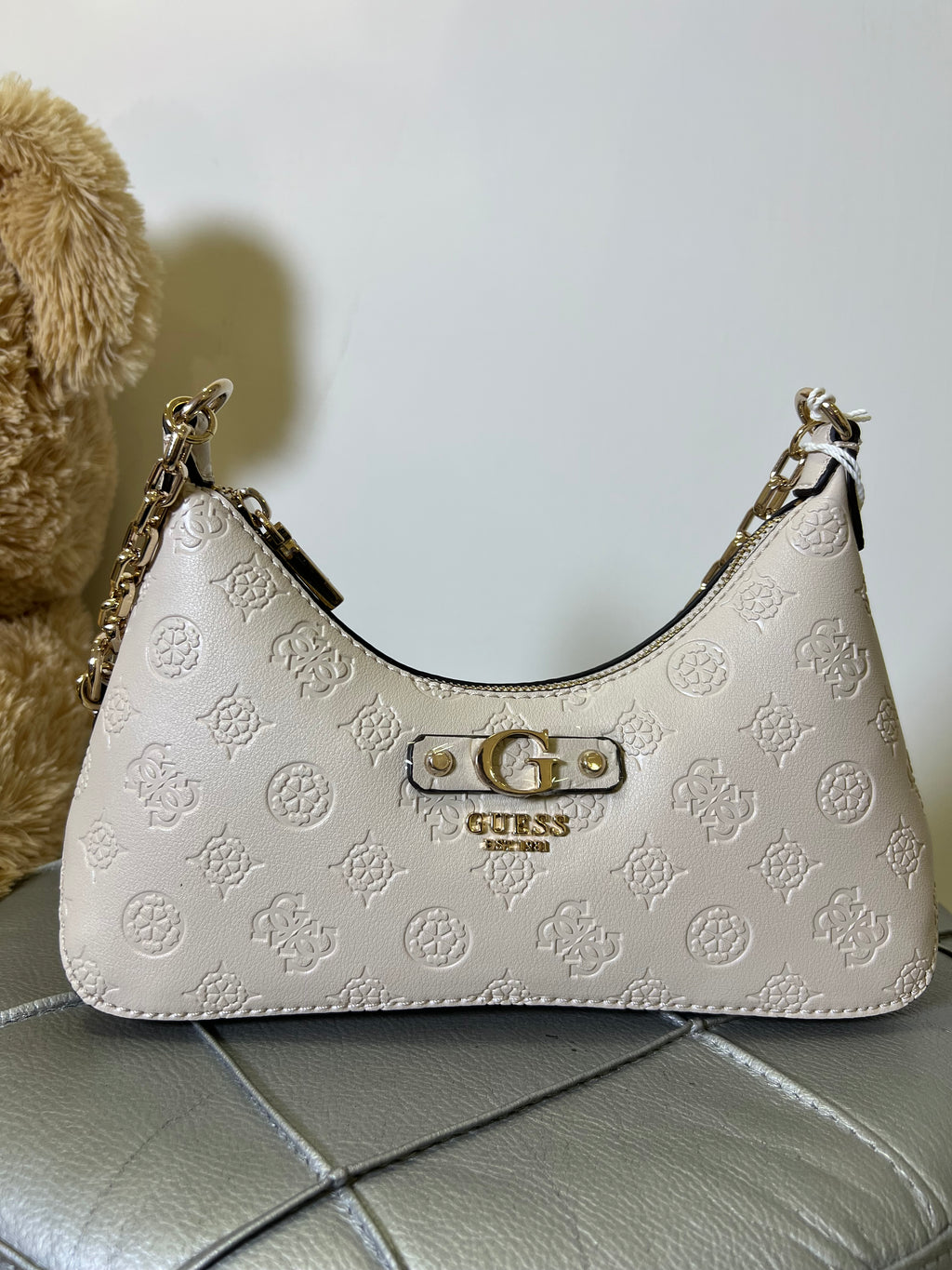 Guess borsa mezzaluna dita