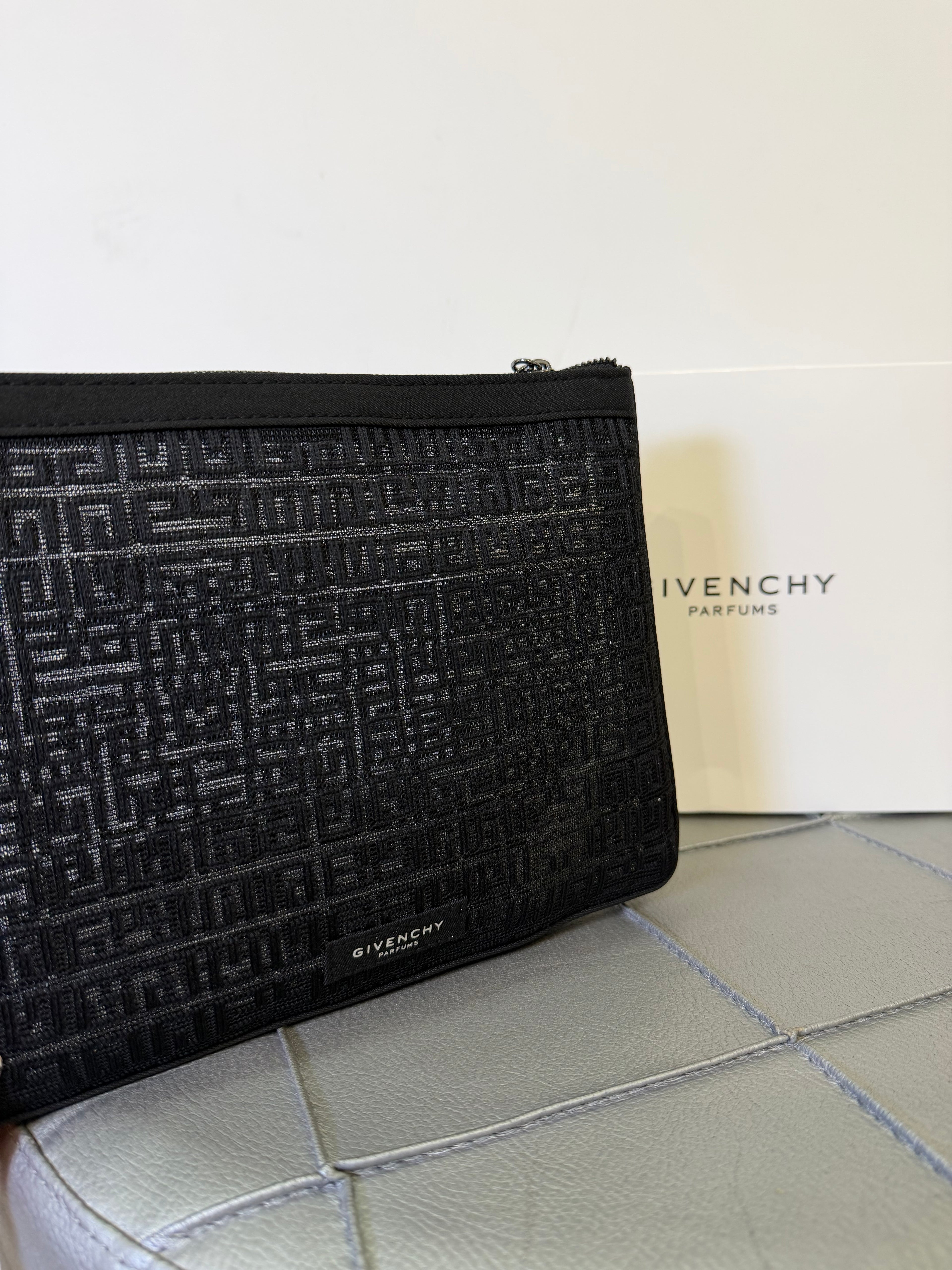 Pochette Givenchy