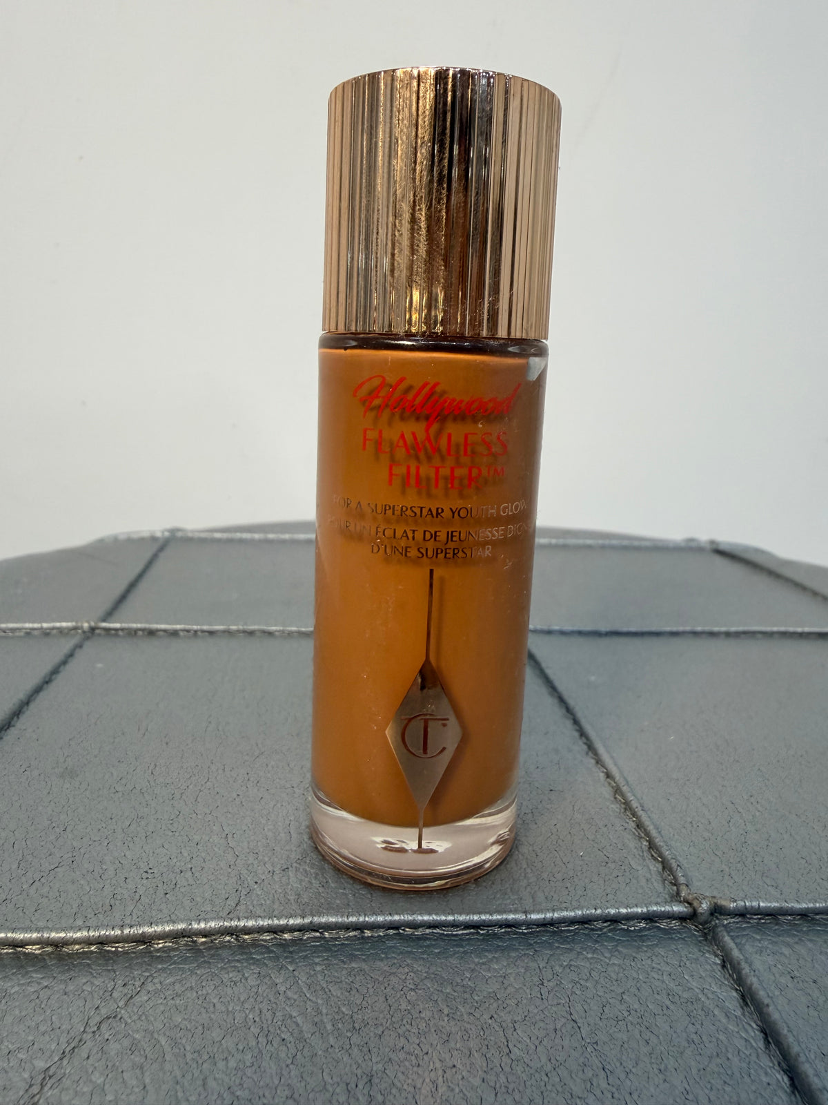 Charlotte Tilbury Hollywood flawless filter