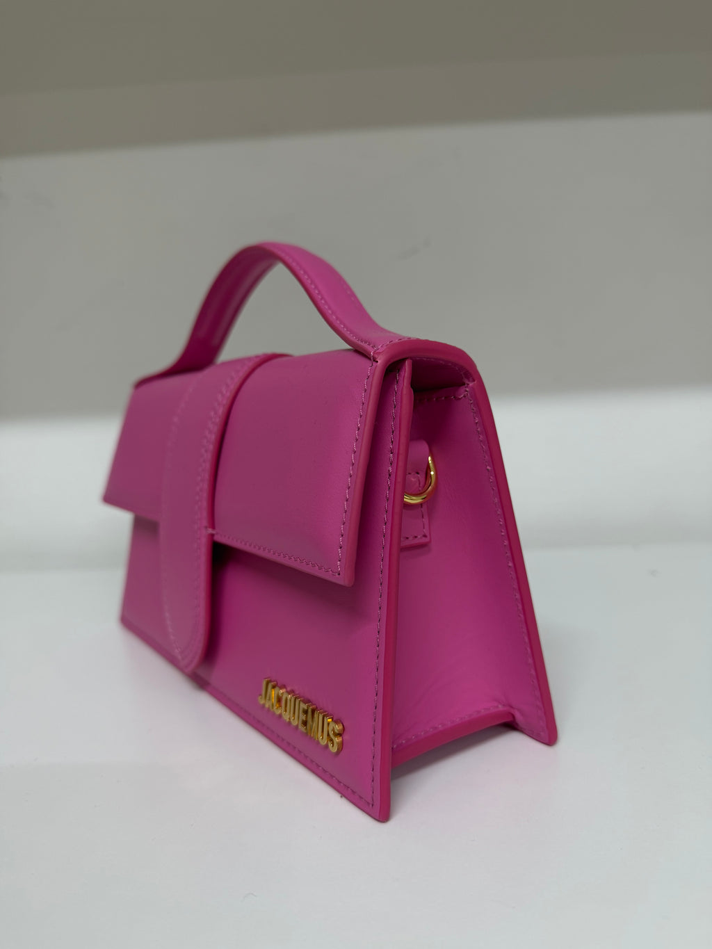 Jacquemus la Grand bambino rosa
