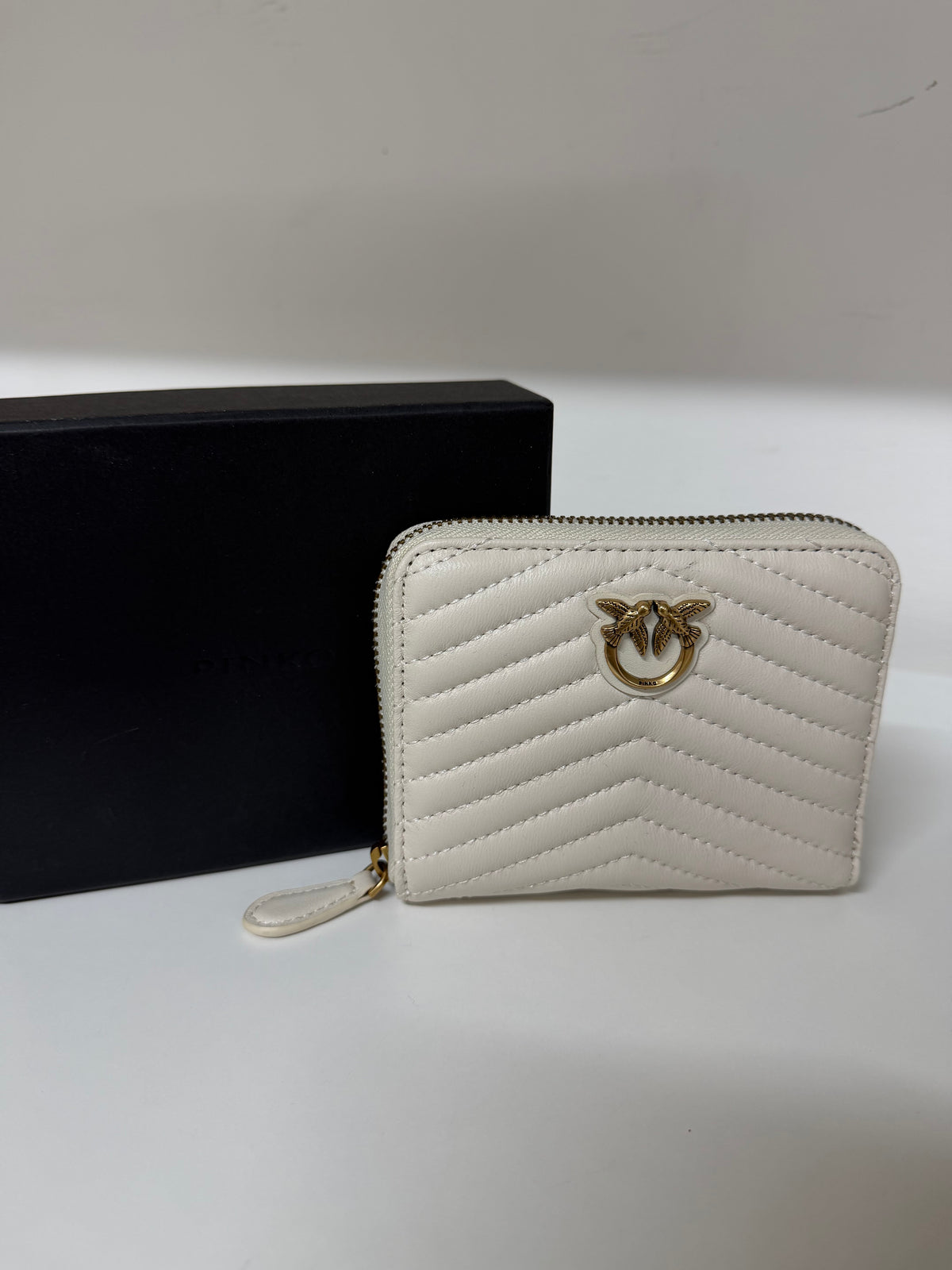 Pinko taylor zip around bianco